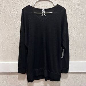 JO&CO Jeans V-Neck Black Top NWT Medium